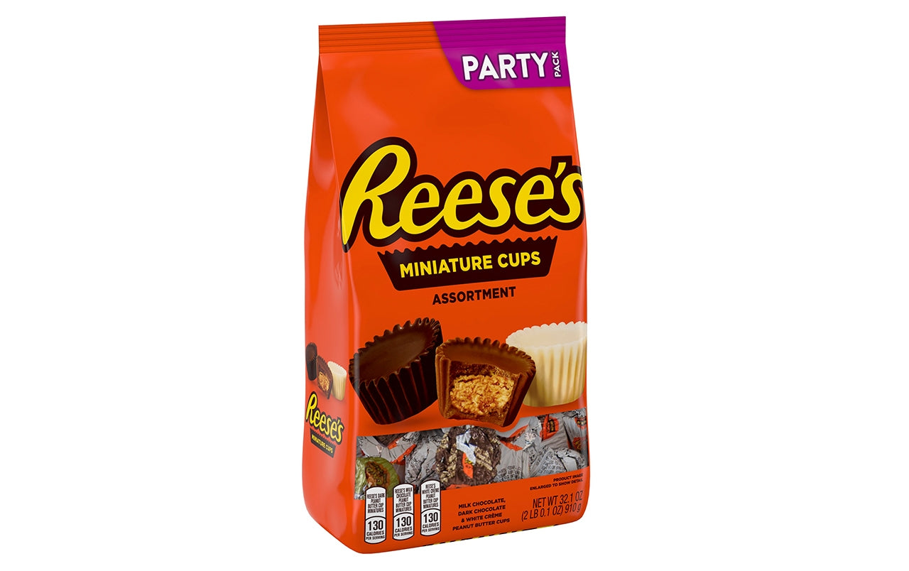 REESE'S Peanut Butter Cups Miniatures Candy Assortment, 32.1 oz